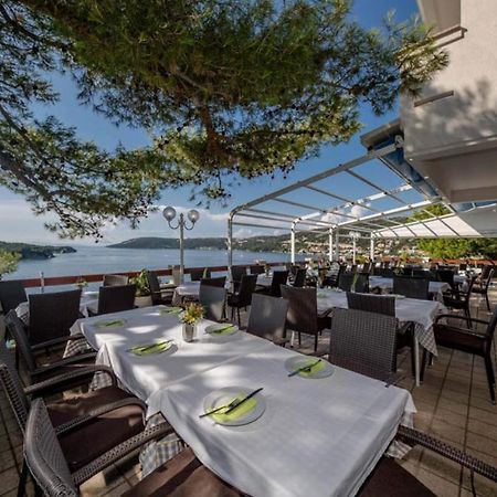 Belveder Deluxe Suite And Rooms Supetarska Draga Exterior photo