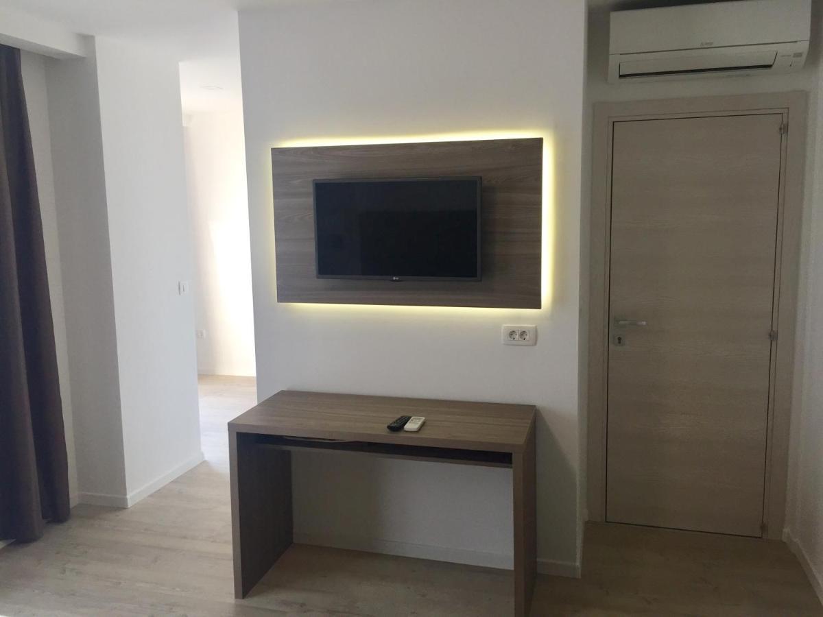 Belveder Deluxe Suite And Rooms Supetarska Draga Exterior photo